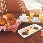 Hotel Nostalgia